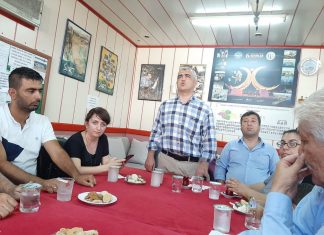 Darıca’da Siirtliler derneği ve bir cok ev, esnaf ziyareti yaparak yasama yılının 1. yılında neler yaptığımızı anlatarak milletvekili olarak sorumluluğumuzu yerine getirmeye calıştık