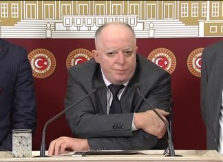 Grup Yorum ve Mustafa Koçak için gerçekleştirilen basın toplantısındayız!