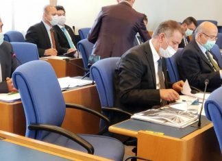 İçişleri komisyonunda güvenlik soruşturması yasa teklifini görüşüyoruz