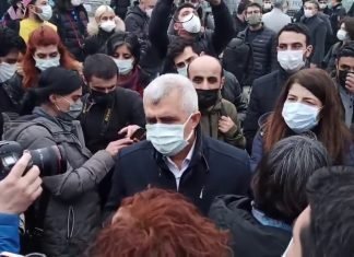 Boğaziçi Üniversitesi’nde günboyu saldırılar 100’ü aşkınöğrenci gözaltınaalındı, polisokuldasaldırdı