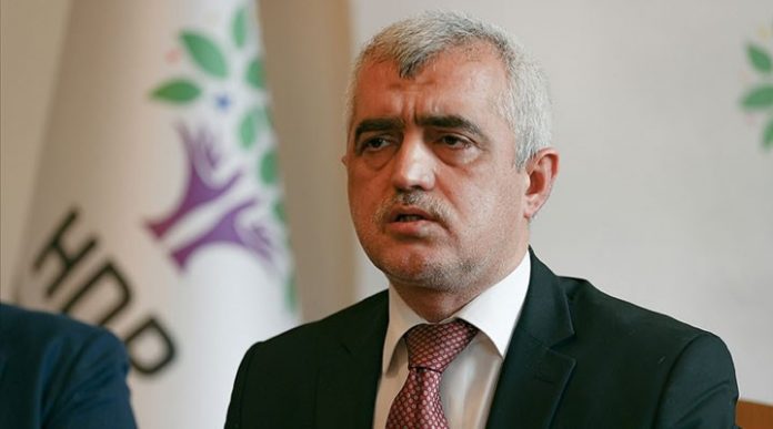 hdp-li-gergerlioglu-cezaevinden-mesaj-gonderdi-dimdik-ayaktayim-861106-5
