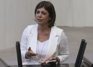 HDP Grup Başkanvekili Siirt Milletvekili Meral Danış Beştaş Çıplak Arama İşkencesini Gündem Ediyor