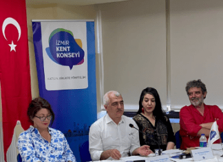 Gergerlioğlu İzmir’de İzmir Mülteci Dayanışma Platformu Tarafından Düzenlenen Türkiye’de ve Dünyada Mülteci Olmak Paneli’nde Mültecilerin Türkiye’de Yaşadığı Sorunlar Üzerine Konuştu