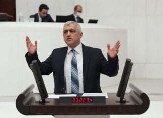Gergerlioğlu: “Gümüşhane Cezaevinde beyaz plastik sandalyede ölen Mustafa Kabakçıoğlu için iki buçuk yıldır Bakanlık bir açıklama yapmıyor. Ne zaman yapacak?”