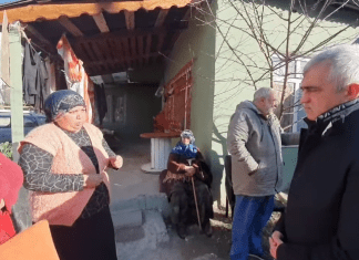 Kocaeli Milletvekili Ömer Faruk Gergerlioğlu Kocaeli, Nenehatun Mahallesi’nde Roman Vatandaşların Sorunlarını Dinledi