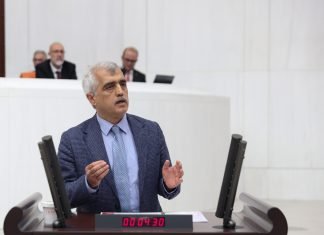 Gergerlioğlu: “Maslak İl Jandarma Komutanlığında kendini “istihbaratçı” olarak tanıtan kişilerce küfür ve tacize uğrayan Eda Kaya hakkında İçişleri Bakanlığını açıklama yapmaya davet ediyorum.”