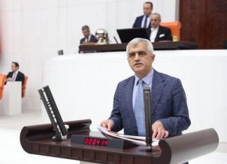 Gergerlioğlu: “Meclis tarihi bunu da gördü. Ben bir Türk’üm Kürtçe konuştum bir Kürt olan Bekir Bozdağ sesimi kesti.”