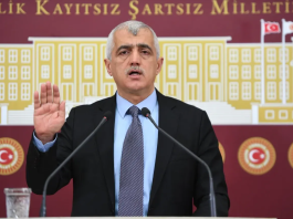 DEM Parti Kocaeli Milletvekili Ömer Faruk Gergerlioğlu, Ankara’nın Haymana ilçesine bağlı Sazağası köyünde gerçekleşen polis operasyonunda hayatını kaybeden Nazan Kavi ve Muhammed Kavi olayını Meclis gündemine taşıdı.