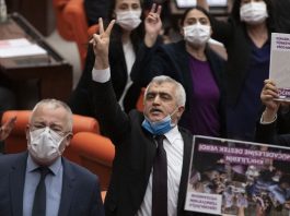 Gergerlioğlu’nun milletvekilliğinin düşürülmesine ve gözaltına alınmasına kamuoyundan tepkiler