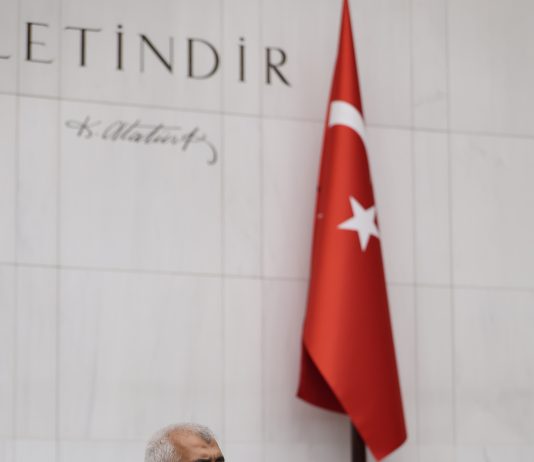 Gergerlioğlu’dan iktidar milletvekillerine istifa çağrısı