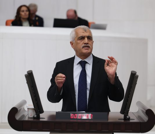 Turkish lawmaker barred from Azerbaijan urges parliament to act over ‘diplomatic crisis’