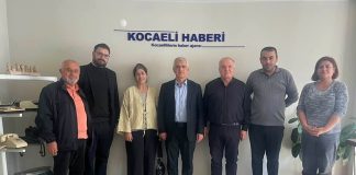 Gazetemiz imtiyaz sahibi Cengiz Yucak ile Dem Parti Kocaeli Milletvekili Ömer Faruk Gergerlioğlu beraberindeki heyet arasında yerel ve genel siyaset gündemi üzerine koyu bir sohbet gerçekleştirildi.