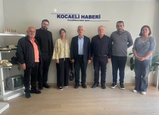 Gazetemiz imtiyaz sahibi Cengiz Yucak ile Dem Parti Kocaeli Milletvekili Ömer Faruk Gergerlioğlu beraberindeki heyet arasında yerel ve genel siyaset gündemi üzerine koyu bir sohbet gerçekleştirildi.