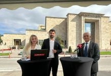 Gergerlioğlu: “Uzatılan eli havada bırakmadık”