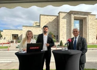 Gergerlioğlu: “Uzatılan eli havada bırakmadık”