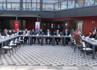 Gölkay’da dikkat çeken fotoğraf: İzmitlinin parasını bu zemine gömdüler